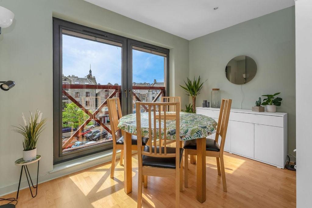Apartamento Guestready - Peaceful Retreat In Leith Edimburgo Exterior foto