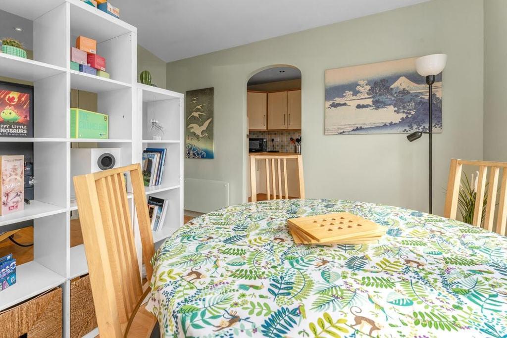 Apartamento Guestready - Peaceful Retreat In Leith Edimburgo Exterior foto