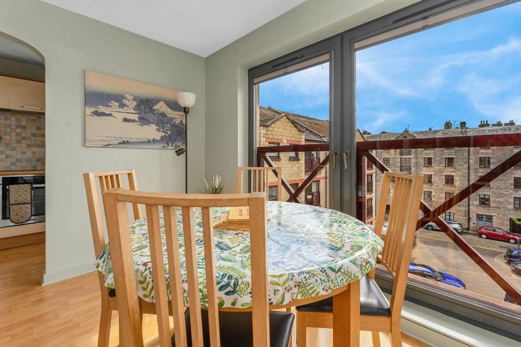 Apartamento Guestready - Peaceful Retreat In Leith Edimburgo Exterior foto